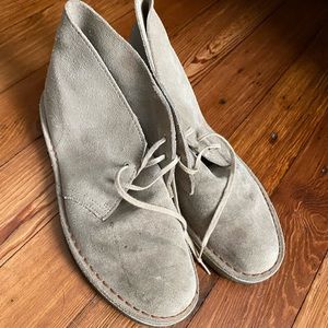 Clark’s Originals - Desert Boot Sand Suede - Size 8